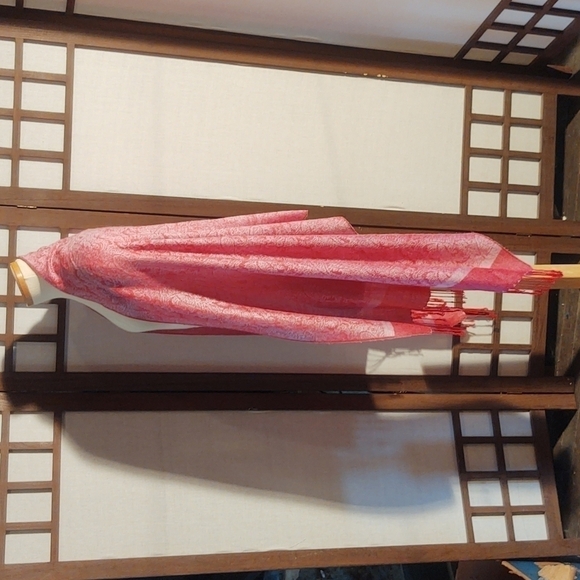 Pashmina Silk Blend Pink Subtle Paisley Scarf - Picture 7 of 8